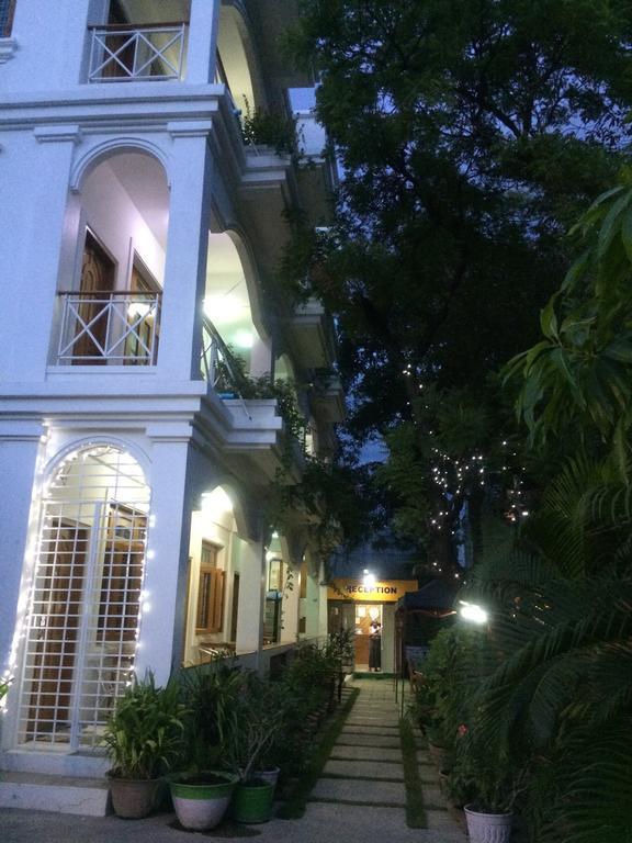 Ma Ma Guest House Мандалай Экстерьер фото